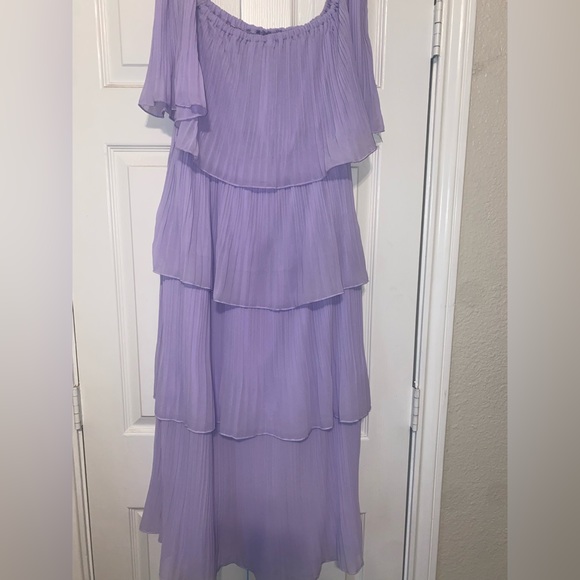 LILAC RUFFLE DRESS - Picture 5 of 6
